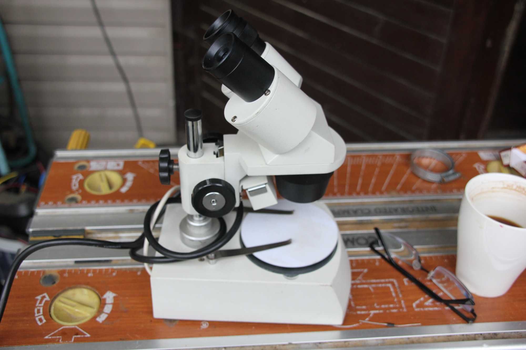 mikroskop techniczny do lutowania