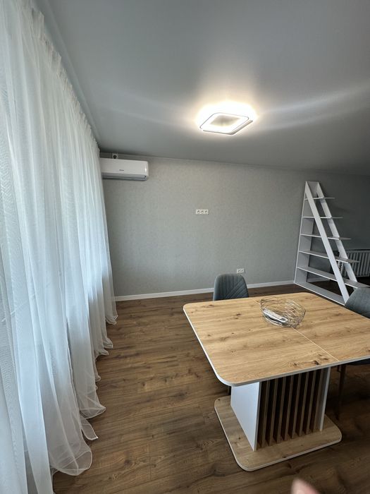 Здається 1-кімнатна квартира Зоологічна 2