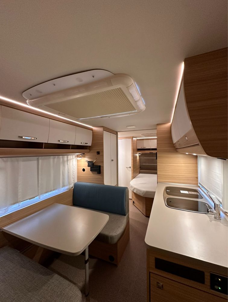 Przyczepa Dethleffs Camper 530FSK 2019 na 6 osób, stan bdb