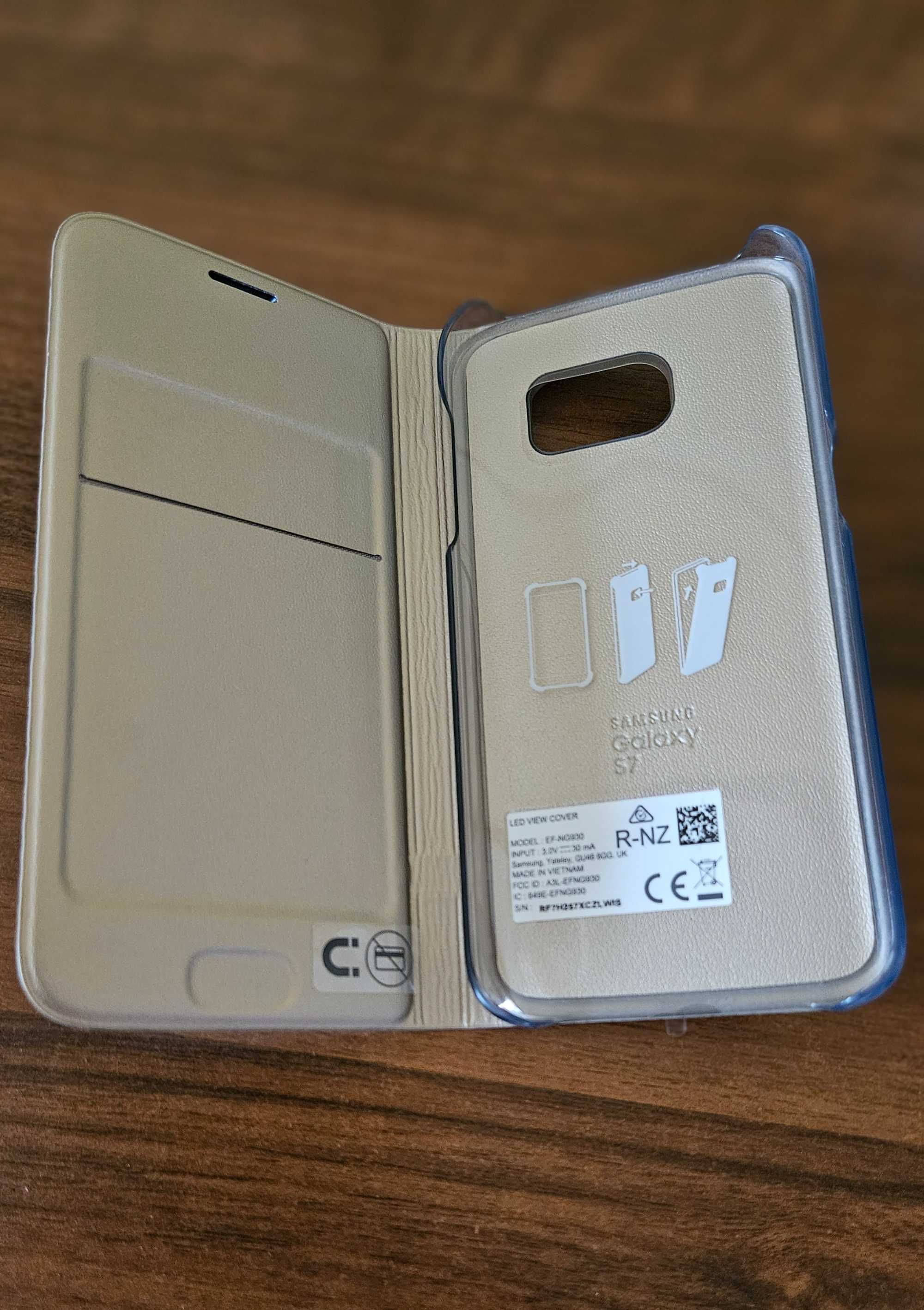 Etui Samsung Galaxy S7 Wallet Oryginalne kolor złoty