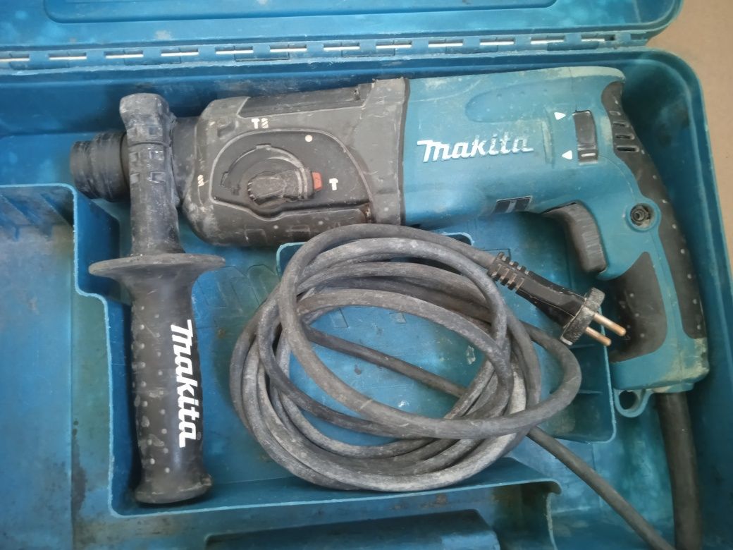 Перфоратор Makita 2470