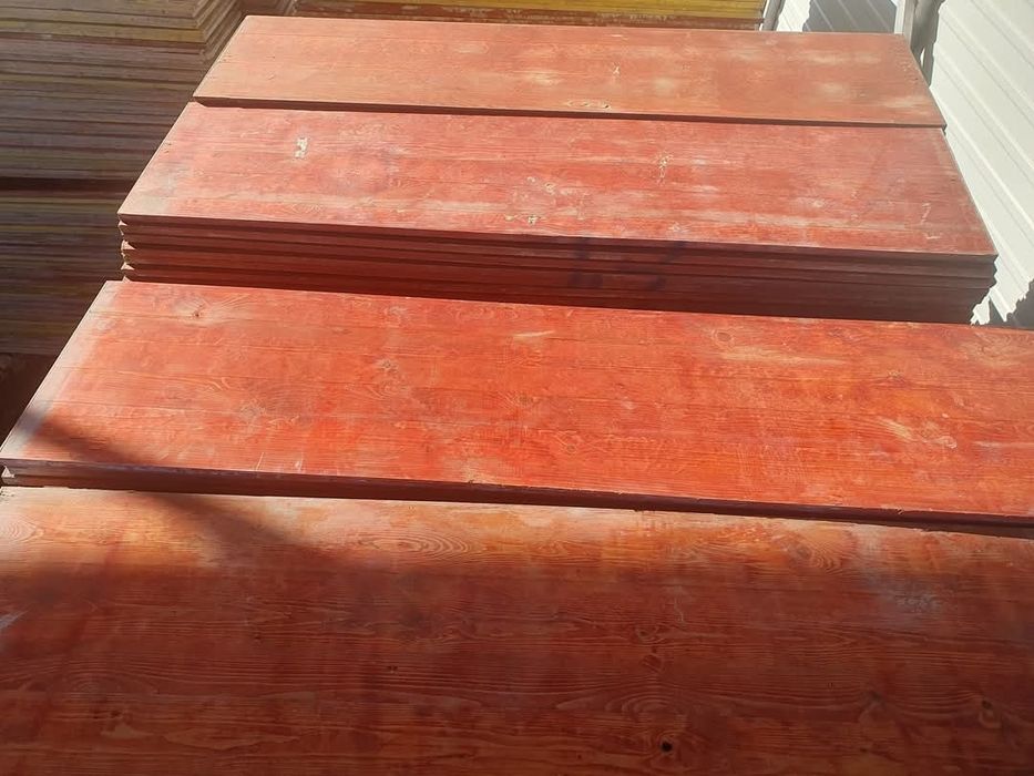 Szalunki stropowe dźwigary doka stemple podpory głowice trójnogi ulma