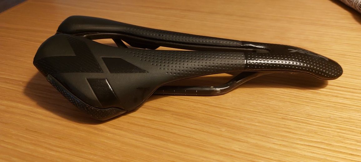 Siodełko Selle italia siodełko x-lr superflow carbon