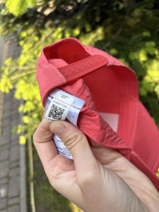 Кепка жіноча adidas