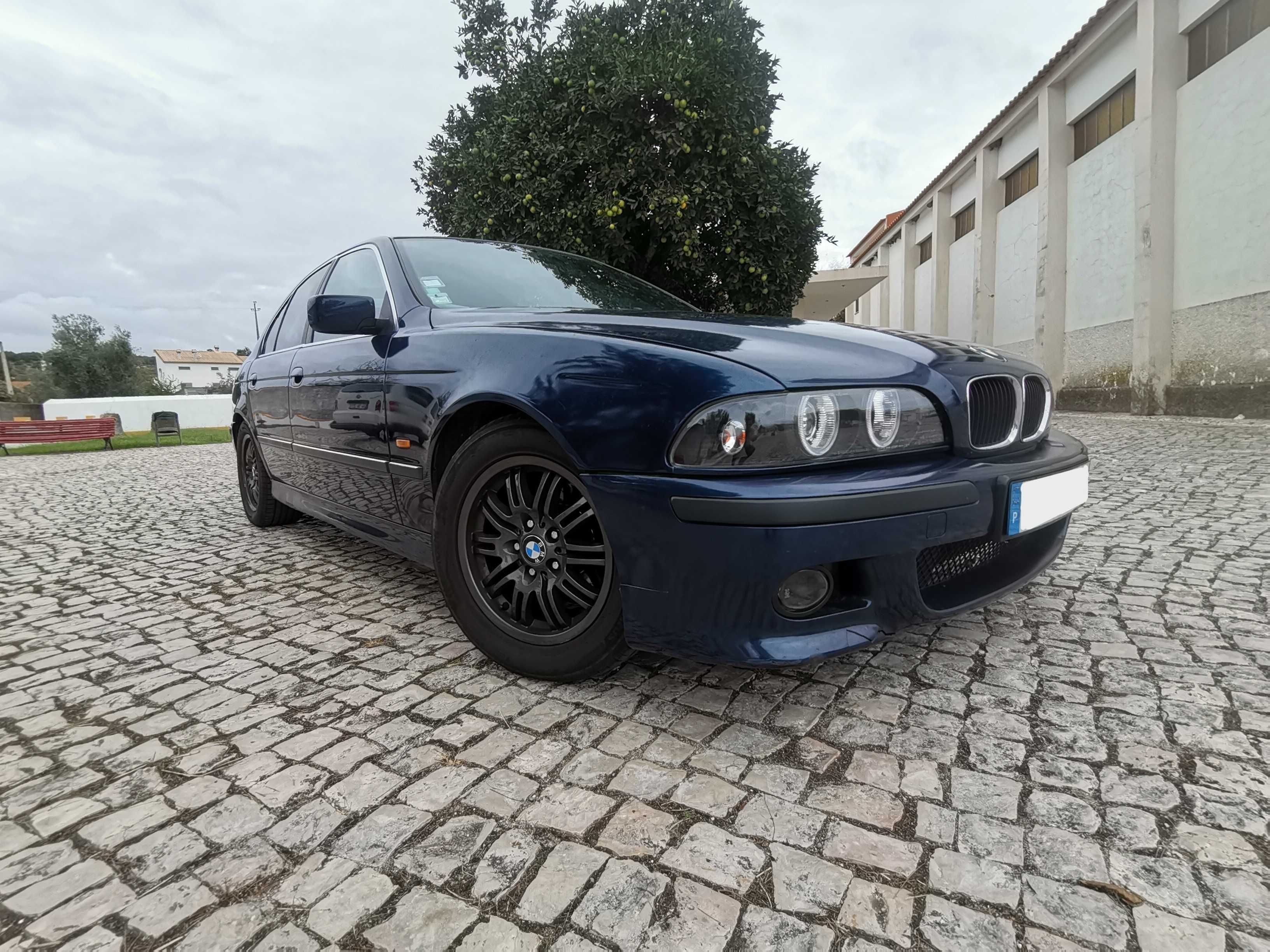 BMW E39 520/530i