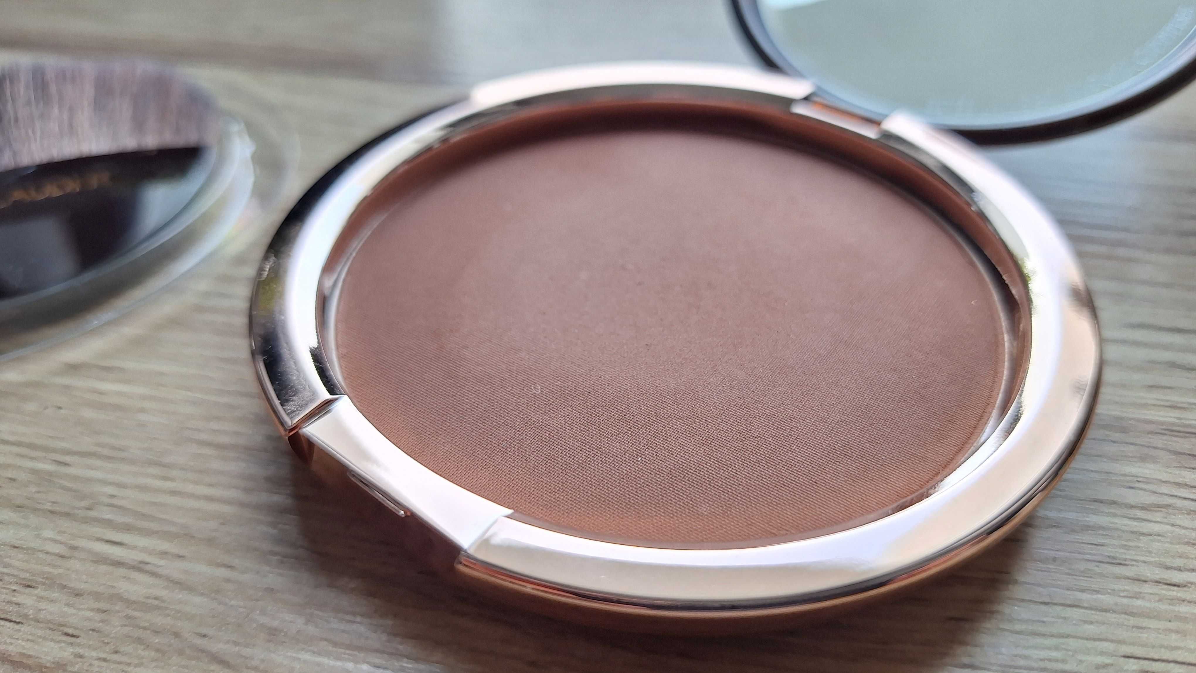 Bronze Goddess Powder Bronzer odcień Deep