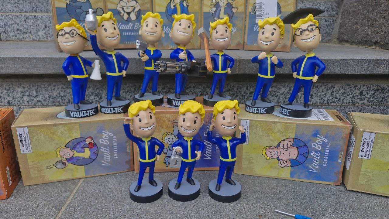 Fallout Мега бокс з Пупсом та Nuca Cola від Vault Tec