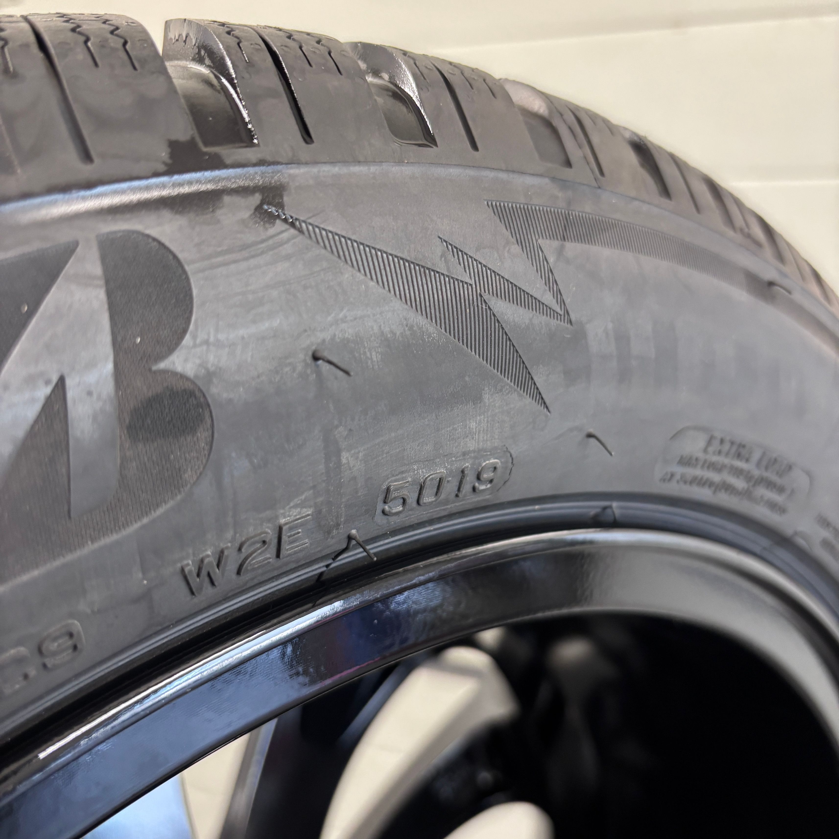 Nowe Opony Bridgestone Blizzak LM005 215/55/18