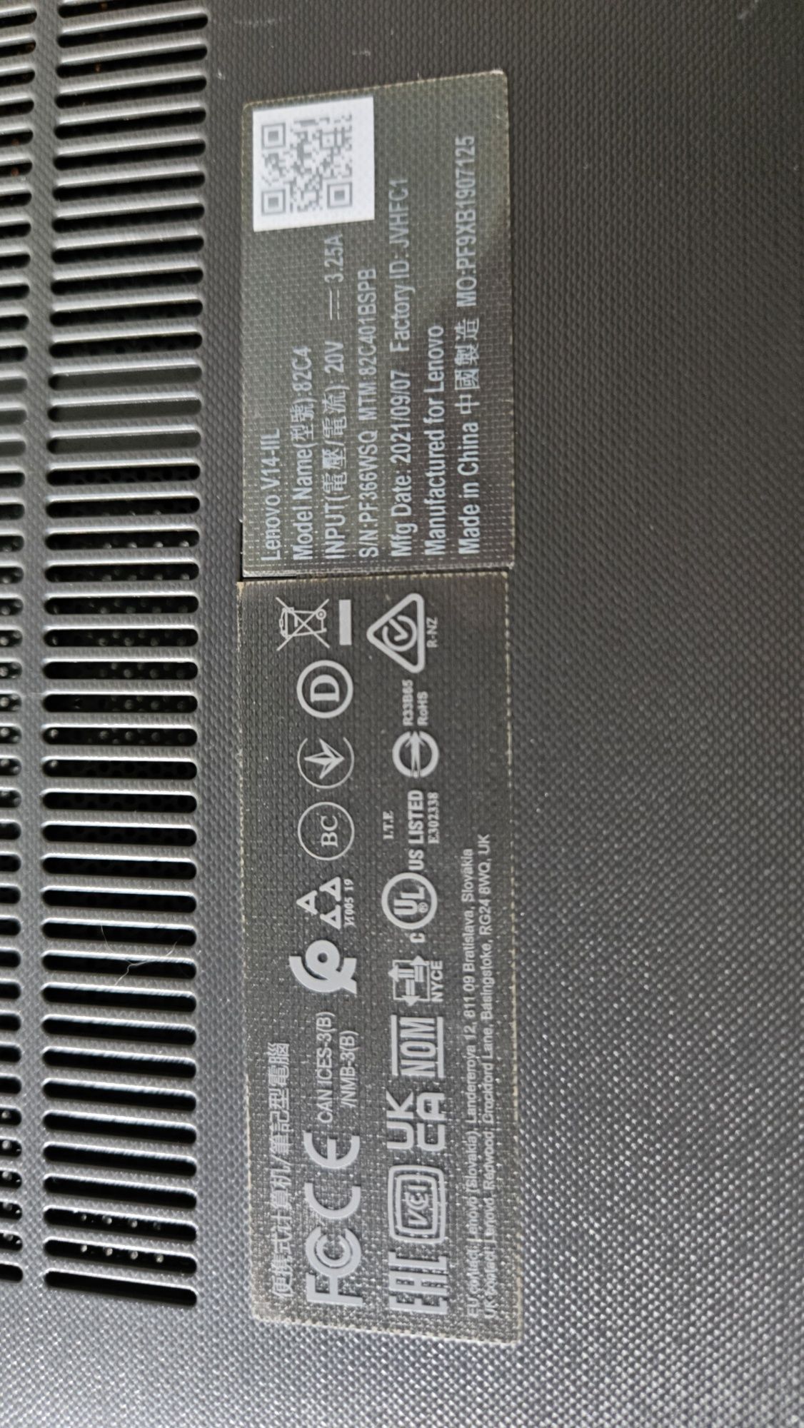 Laptop Lenovo i3-1005G1 CPU 1,2 GHz
