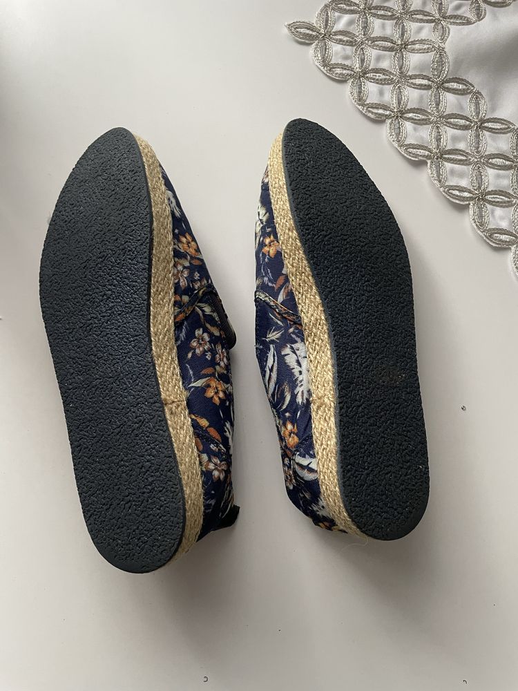Espadryle buty meskie na wiosnę roz. 43 w kolorze granatowym