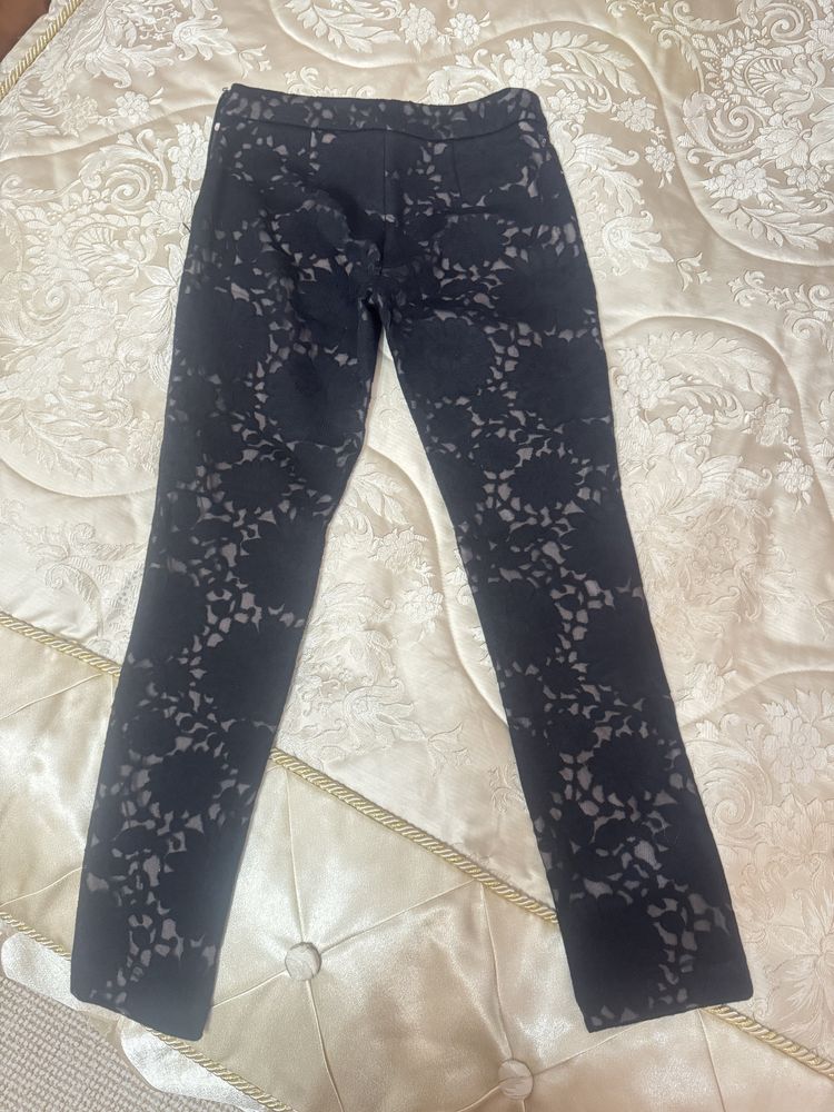 Продам жіночі Штани Blumarine