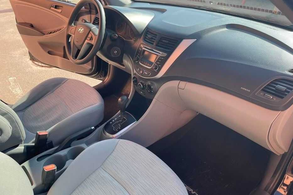 Продам Hyundai Accent 2017