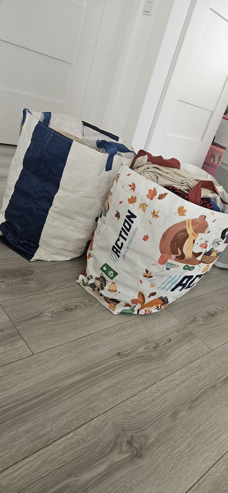 Paka dwie torby damskich ciuchów Zara,Reserved, mohito rozmiar S i M
