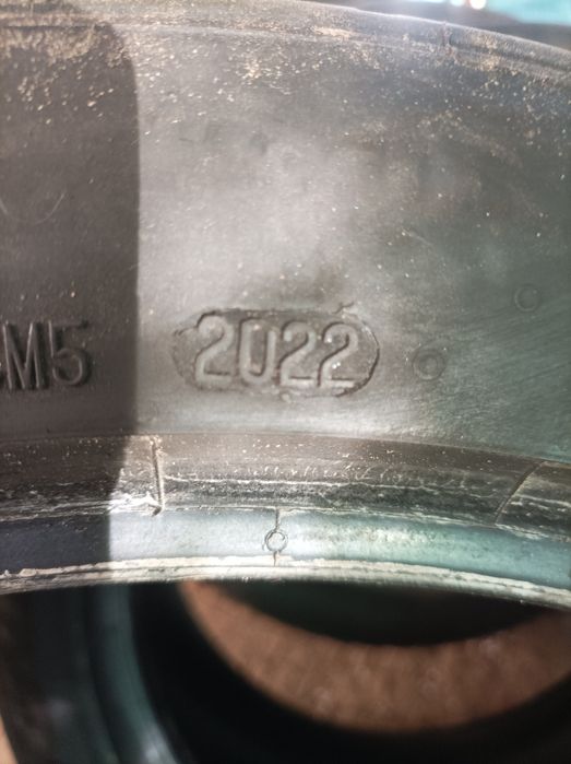 4 шт. CONTINENTAL  245/40 ZR18 97Y M+S