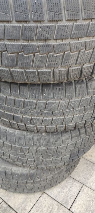 Zimowe 4szt 215 60r17 96 sunny Wintercross nw312