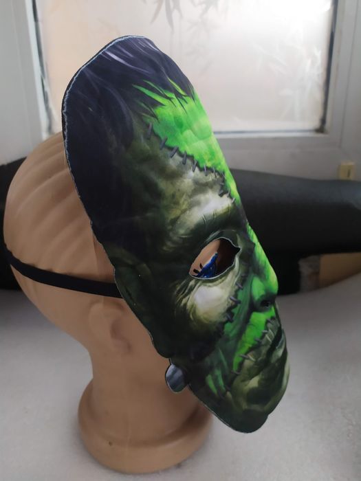 Маска паперова монстра