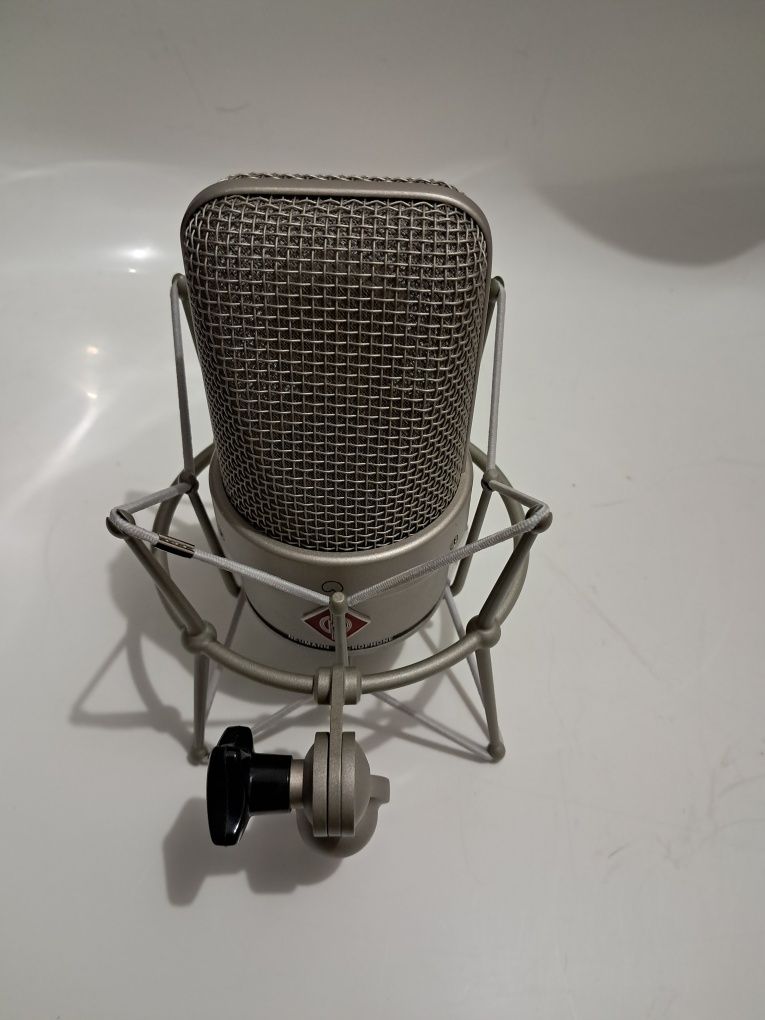 Microfone Neumann TLM 49