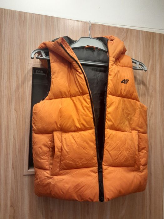 Bezrękawnik 4f rozmiar 146