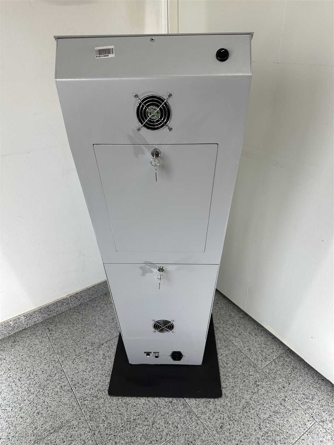 Torre Quiosque de senhas de vez com software, cor cinzento, completo.