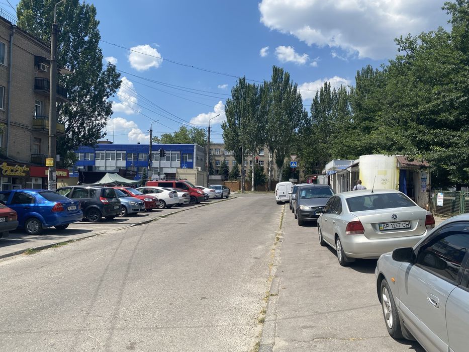 Сдам в аренду киоск в торговом ряду на Брюллова