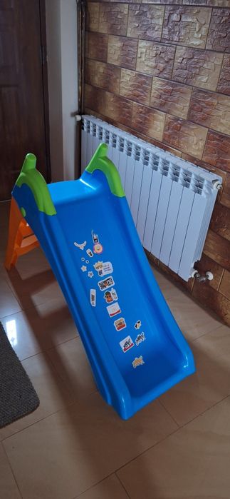 Zjeżdżalnia dla dzieci