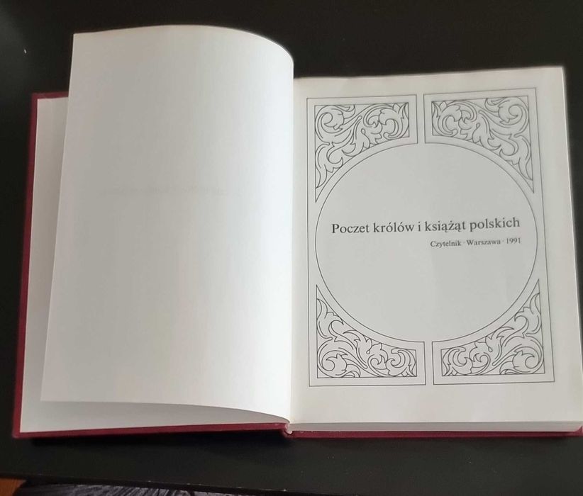 Książka Poczet królów i Książąt Polskich
