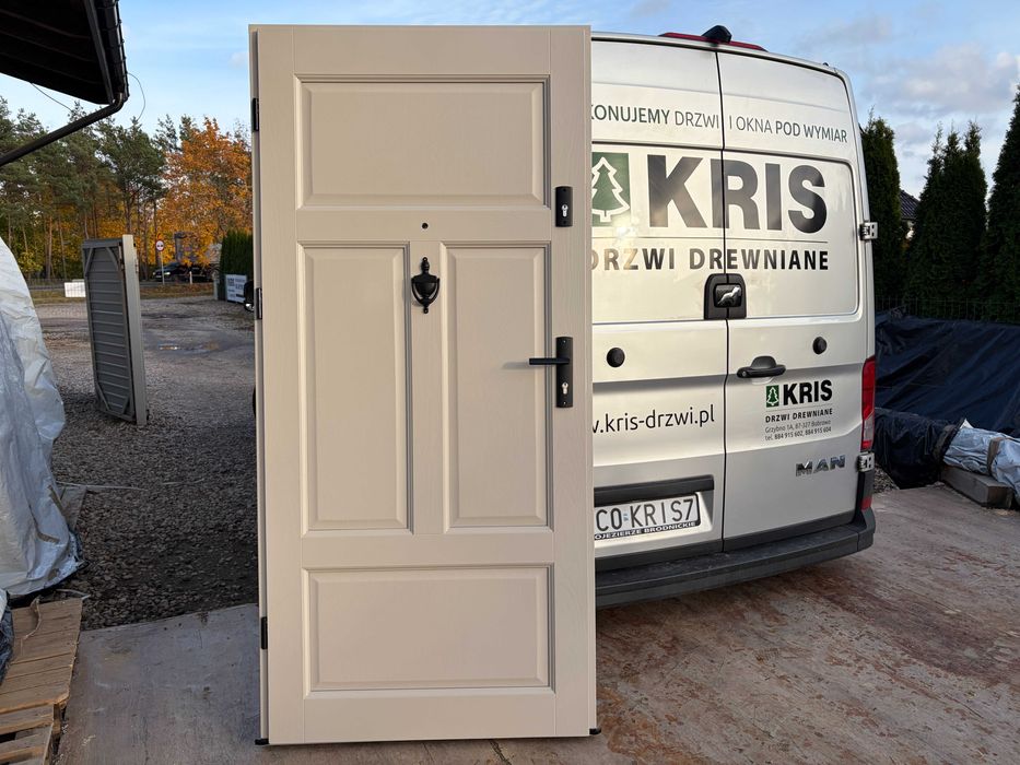 DRZWI KLATKOWE wewnętrzne z klatki schodowej do mieszkania OD RĘKI