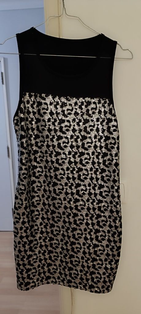 Vendo vestidos tamanho S