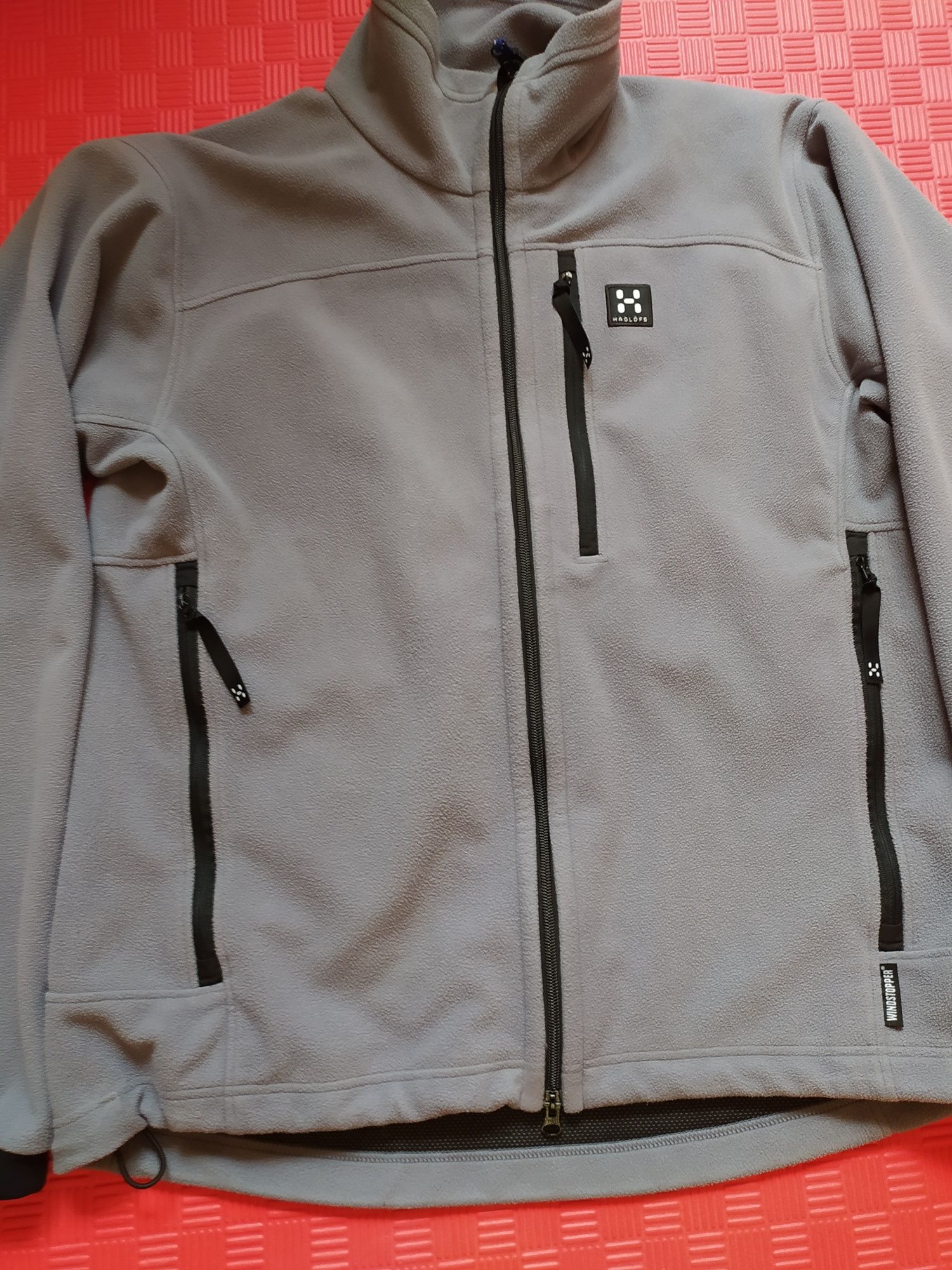 Haglofs windstopper куртка, розмір L.