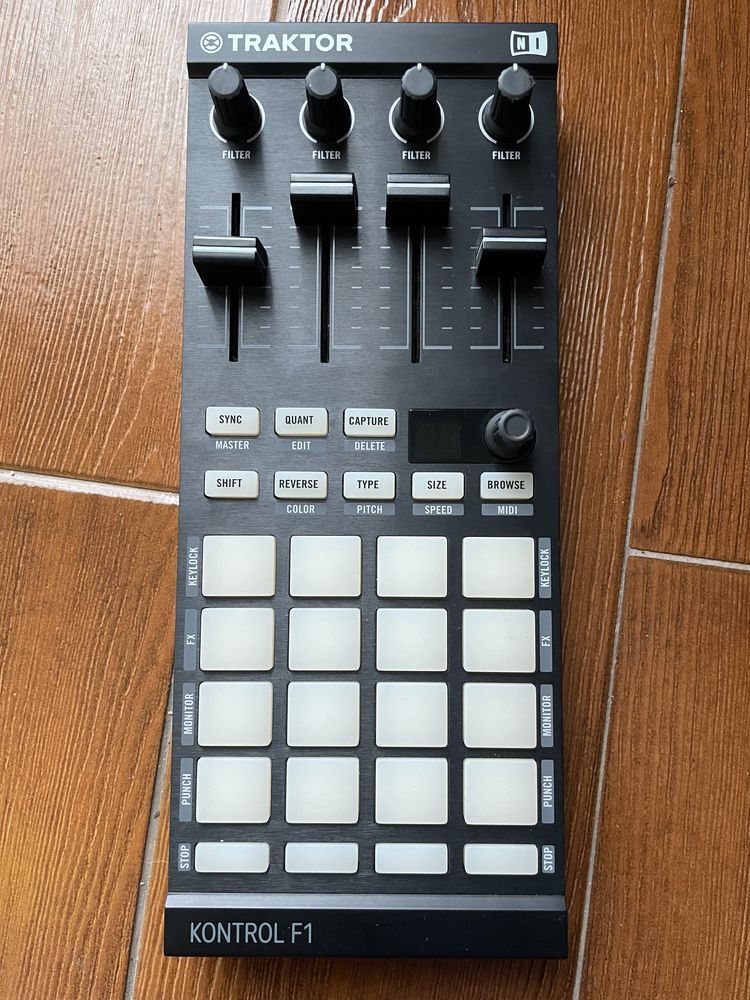 Traktor F1 + X1 MK1