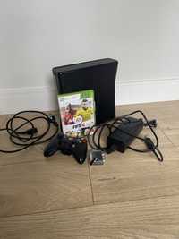 Xbox 360 4GB + fifa 12