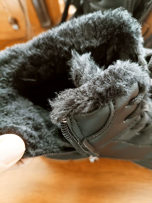 Зимове взуття/ жіноче взуття/ зимові чоботи
