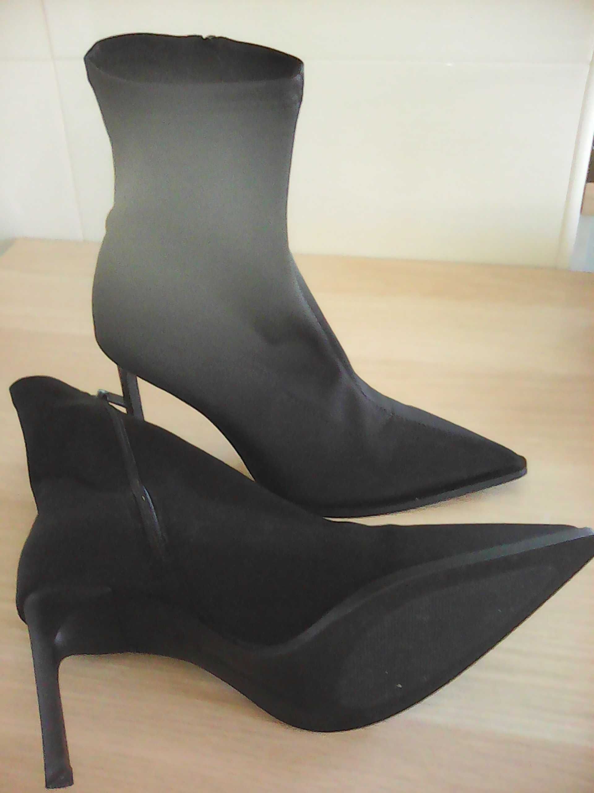 Botins preto novos
