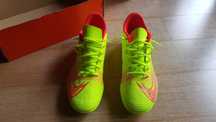 Chuteiras Nike Mercurial N.44