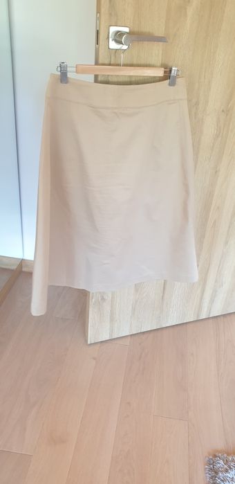 Beżowa spódnica Reserved  r. 38