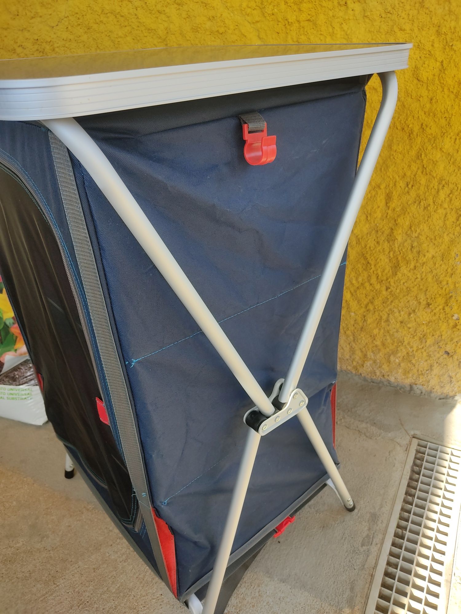 Armário campismo