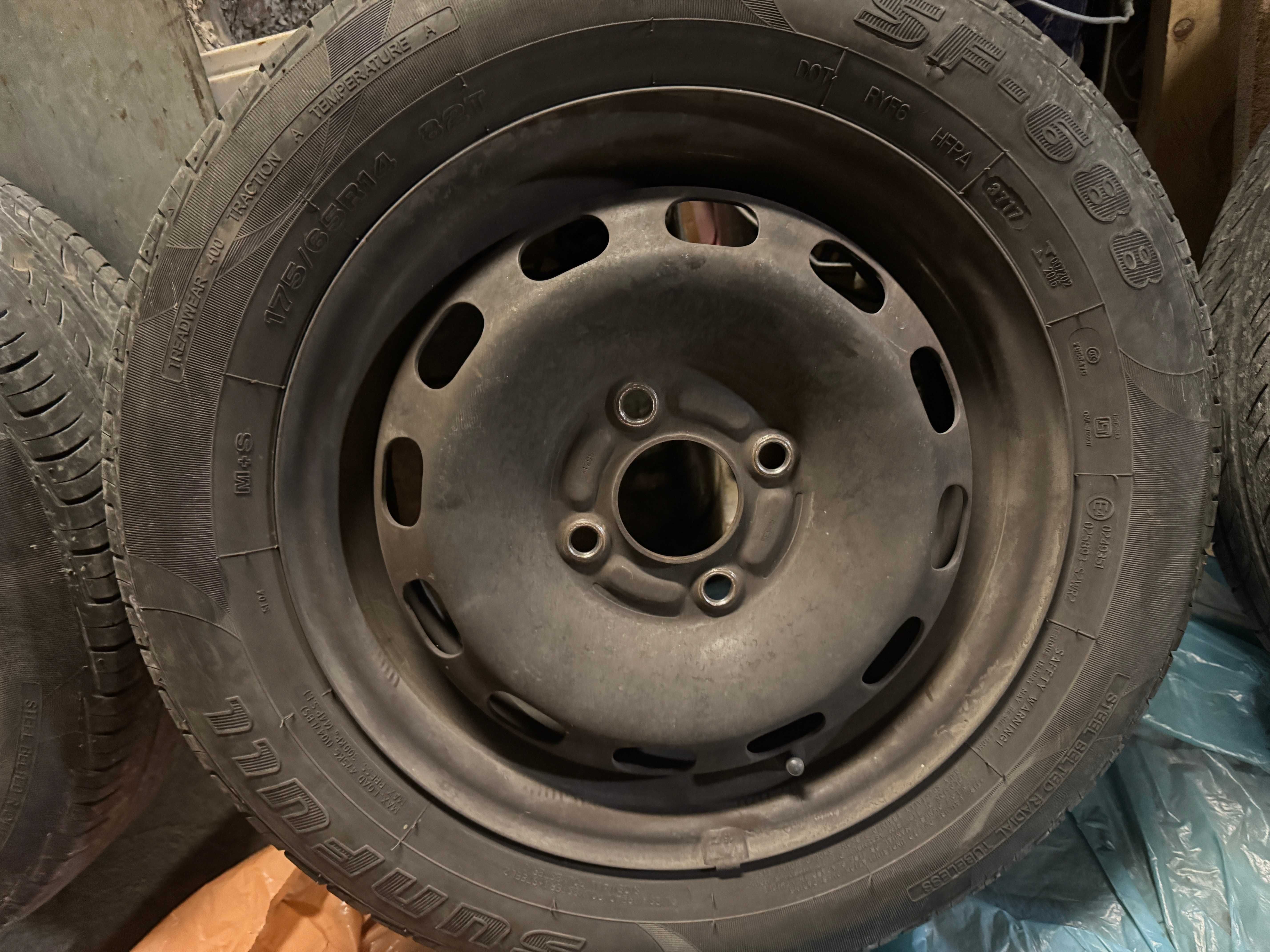 Koła opony letnie na stalowych felgach 175/65 R14 4x108 dobry stan
