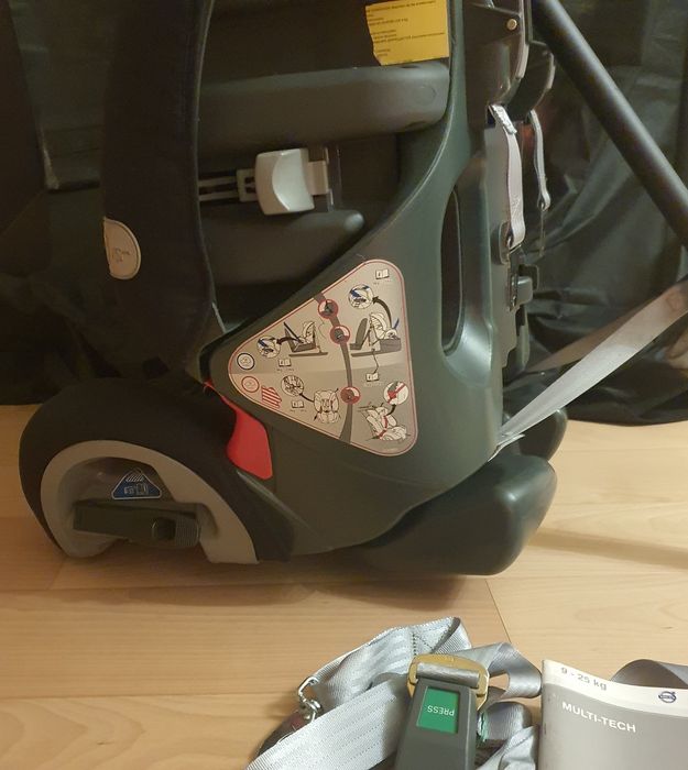 Cadeira auto volvo universal 9 - 25 kg; para todas as viaturas