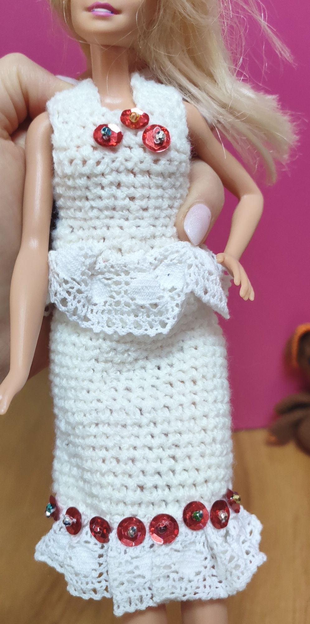 Ubranka dla Barbie szydełkowe na szydełku