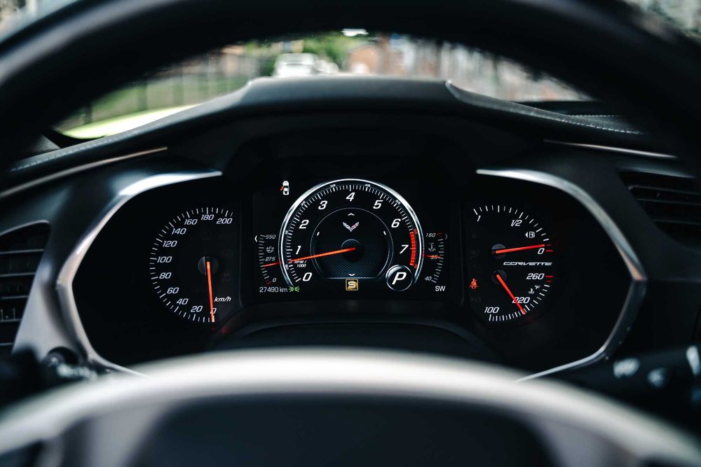 Wynajem Chevrolet Corvette C7 6.2 V8 Targa - wypożyczalnia samochodów
