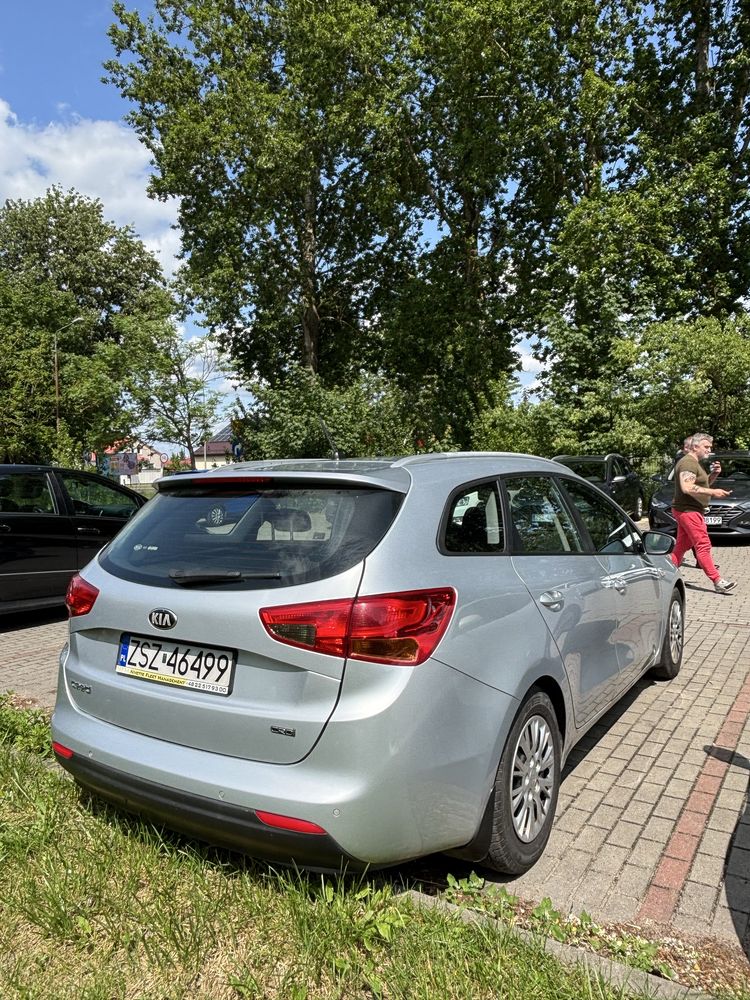 Kia Ceed lift 2017r , 1.4 CRDI 90km , vat 23%