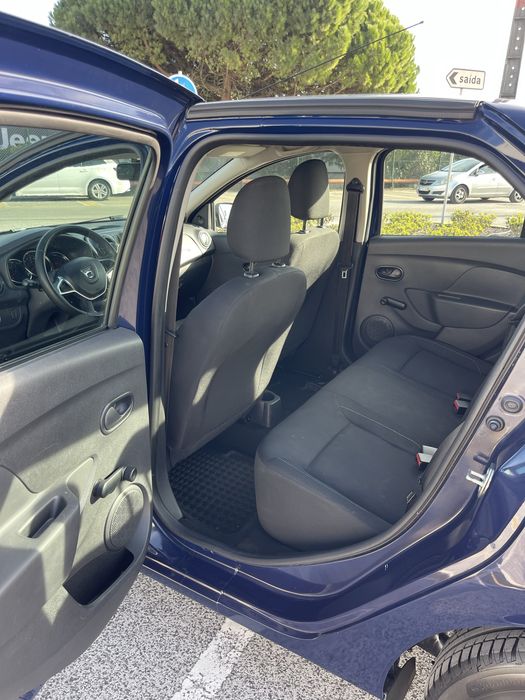 Dacia Logan 2020  (gasolina)  ou troco em ZOE negociável