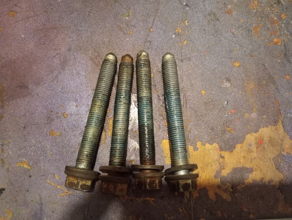 Болты подрамника passat b6,b7, nms b7 usa, b8 usa, jetta 6, usa, golf