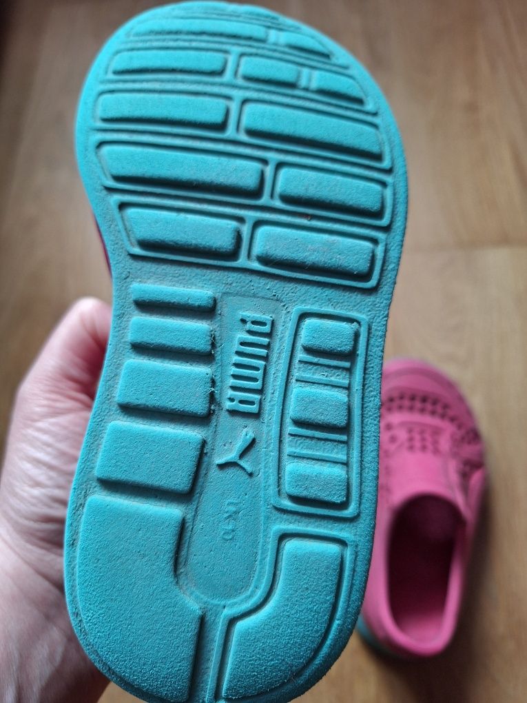 Buty do wody dla dziewczynki