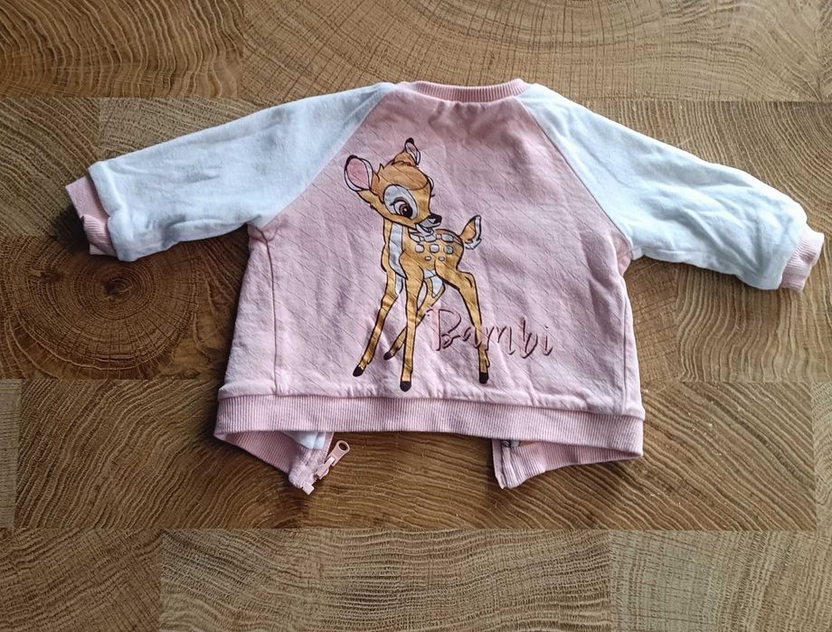 Zestaw ubranek dla niemowląt w rozmiarze 56