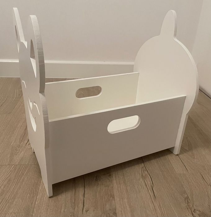 Skrzynia na książki kotek dla dzieci