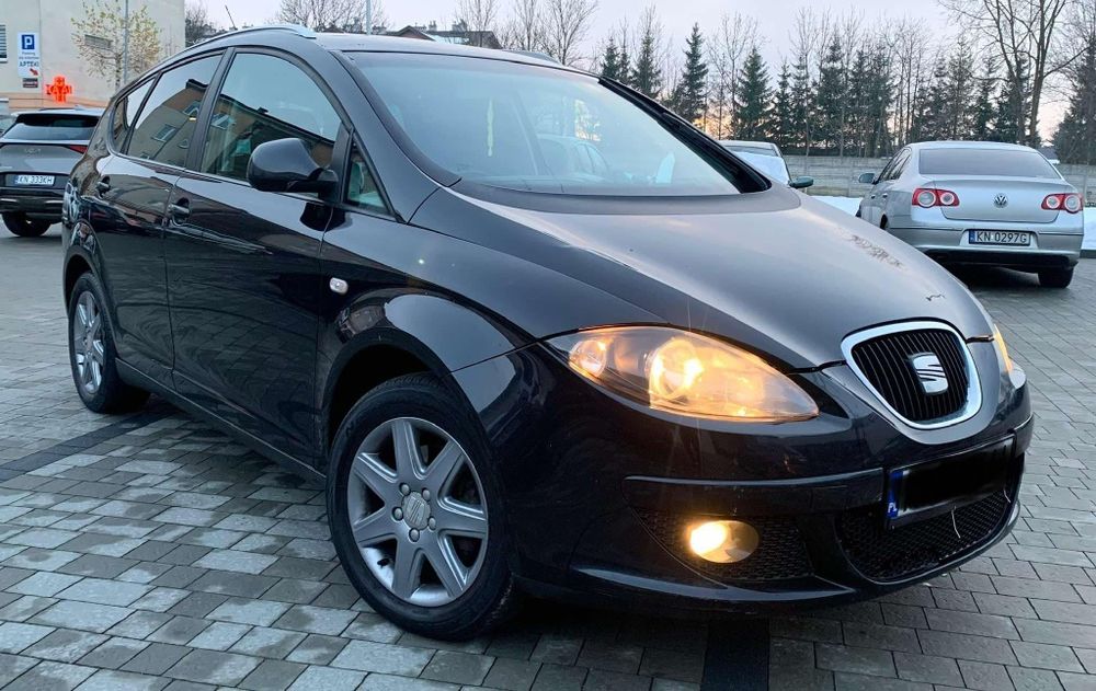 Sprzedam bardzo ładnego Seata altea XL 2009 rok 1.9 TDI Anglik !!