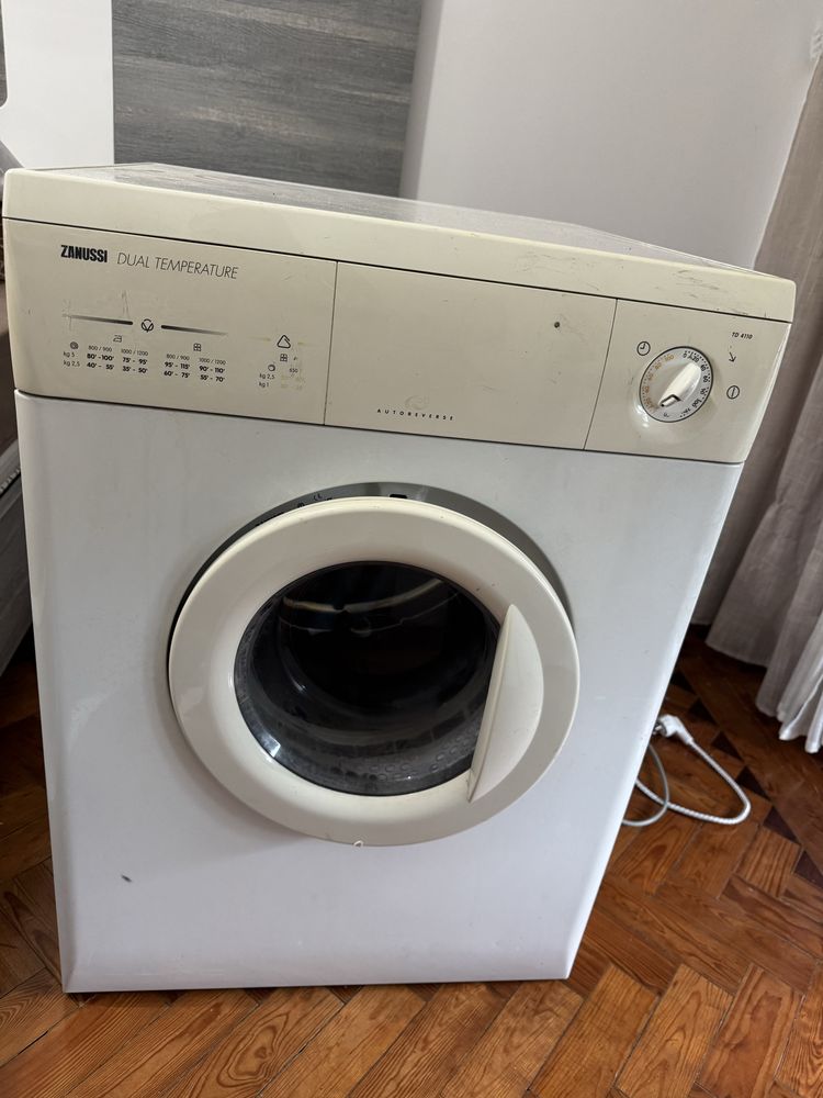 Maquina zanussi TD4110 o tambor não roda