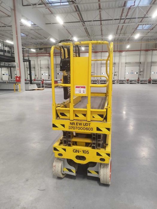 Sprzedaż podestu nożycowego Genie GS-2032