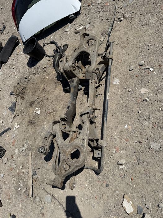 Opel insignia A tylne zawieszenie 4x4 wózek kołyska